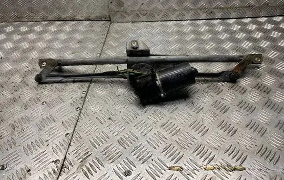 Audi A6 S6 C5 4B Front wiper linkage and motor 4B1955113 0390241140 4B1955023B