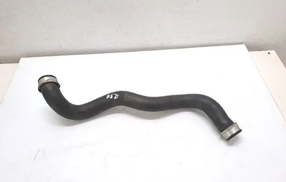 Mercedes-Benz E W212 Engine coolant pipe/hose A2045013182