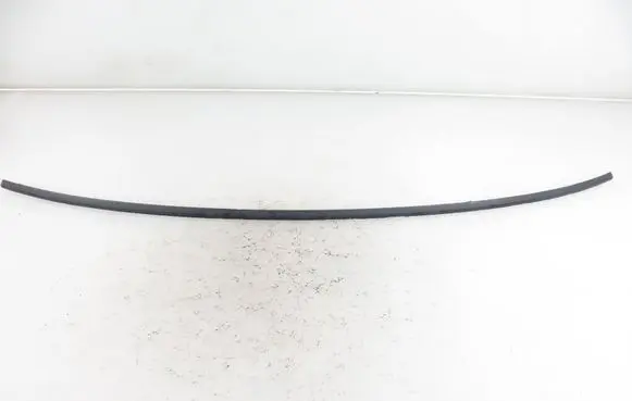 Mercedes-Benz E W124 Windshield trim