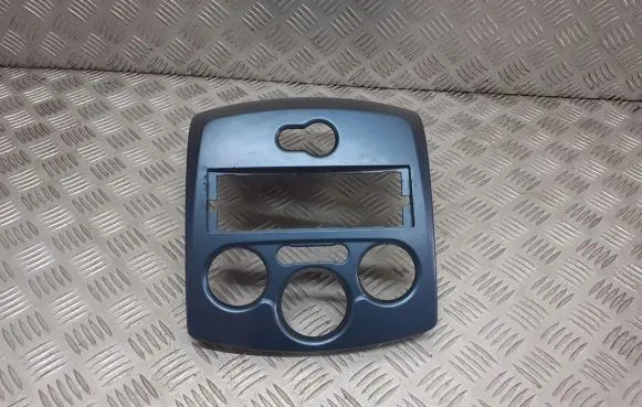 Renault Clio III Head unit multimedia control 