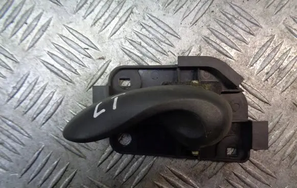Fiat Punto (188) Rear door interior handle trim 