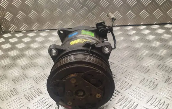 Volvo S70 V70 V70 XC Air conditioning (A/C) compressor (pump) 8708581 865D838205 15CH506011