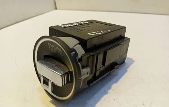 Volkswagen PASSAT B6 Ignition key card reader 3C0905843