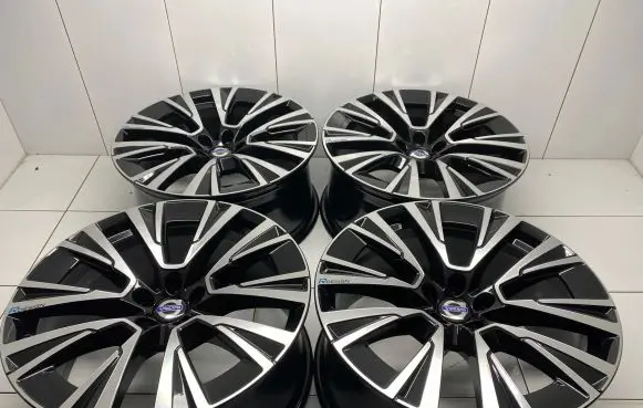 Volvo XC90 R20 alloy rim 
