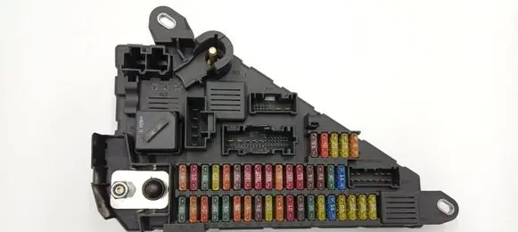 BMW 5 E60 E61 Fuse module 9138830 6906619