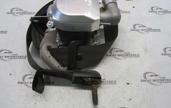 Hyundai i40 Front seatbelt