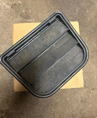 Volvo S60 Quarter panel pressure vent 31390867
