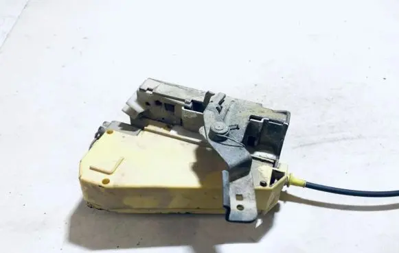 Ford Escort Rear door lock 93BG220A20BA