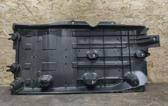 Opel Mokka B Center/middle under tray cover 9841100680