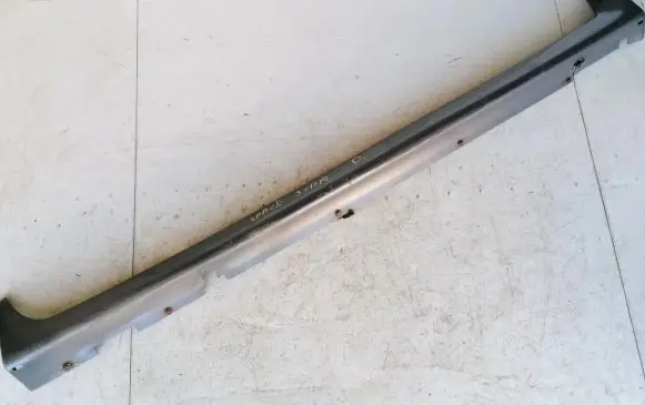 Mitsubishi Space Star Sill mr911134