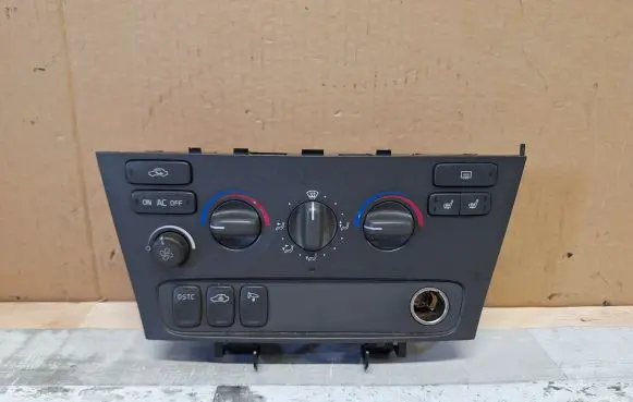 Volvo V70 Climate control unit