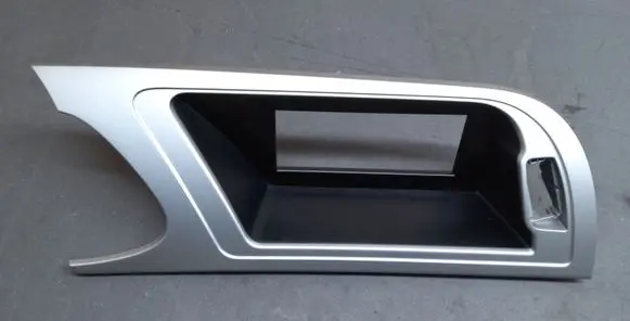 Audi A4 S4 B8 8K Radio/GPS head unit trim 8K1857186E 8K1857186