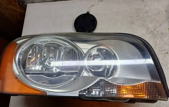Volvo XC90 Headlight/headlamp 30678187 89009435