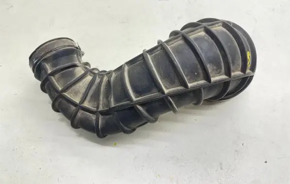 Volvo V70 Air intake hose/pipe 08634143