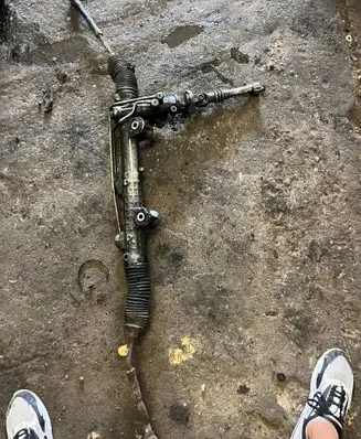 Mercedes-Benz E W211 Steering rack 21111011001 HR07100