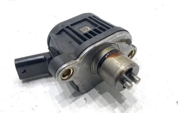 Audi Q3 F3 Other exterior part 04E906048A