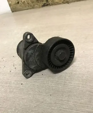 Hyundai Getz Generator/alternator belt tensioner