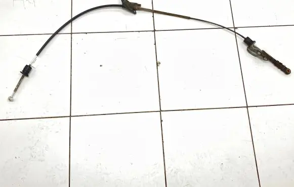Volvo S60 Gear shift cable linkage 30759238