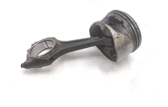 Opel Vectra B Piston with connecting rod