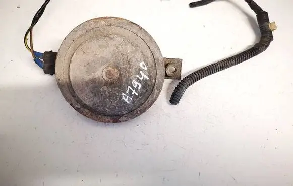 Volkswagen Golf III Horn signal