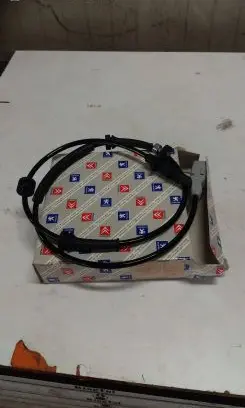 Peugeot Expert ABS brake wheel speed sensor 1499936080 4545e9