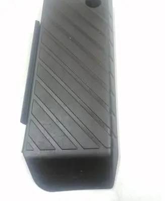 Volkswagen PASSAT B5 Foot rest pad/dead pedal 8D1864777