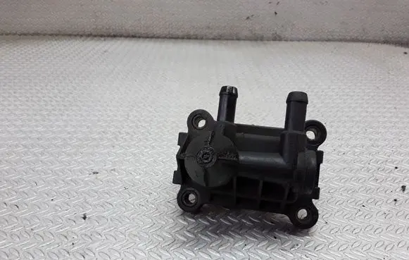 Mercedes-Benz C W203 Fuel filter heater A6110700179