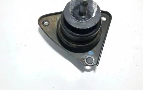 KIA Ceed Engine mount bracket
