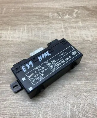 BMW 5 E39 Door control unit/module 6904249 6904245 5DK007358