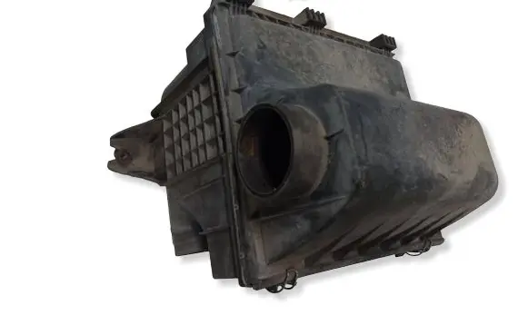 Mercedes-Benz Sprinter W901 W902 W903 W904 Air filter box A0010942403
