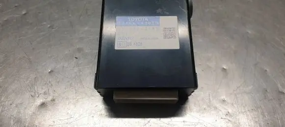 Toyota Prius (XW30) Sunroof control unit/module 8716047010 1776009163