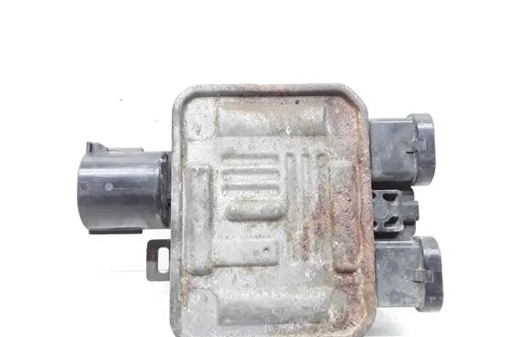 Coolant fan relay