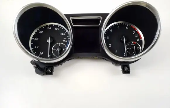 Mercedes-Benz ML W166 Speedometer (instrument cluster) A1669001905