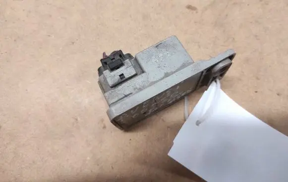 Toyota Avensis T250 Window wiper relay 8594205030