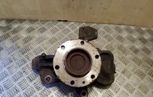 Mercedes-Benz Sprinter W906 Front wheel hub spindle knuckle