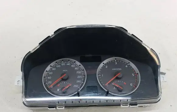 Volvo V50 Speedometer (instrument cluster) 30710071
