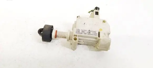 Volkswagen Touran I Central locking motor 1t0810773 3b0959782