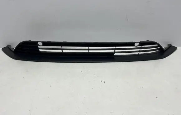 Honda Jazz IV GR Crosstar Front bumper lower grill 71151-TZB-G0