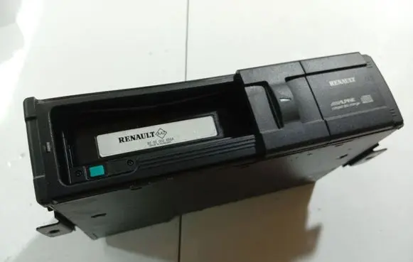 Renault Scenic II - Grand scenic II CD/DVD changer 8200002589A