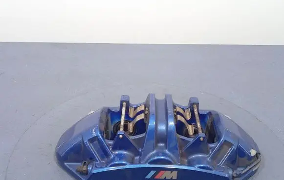 BMW M4 F82 F83 Front brake caliper 20C71707