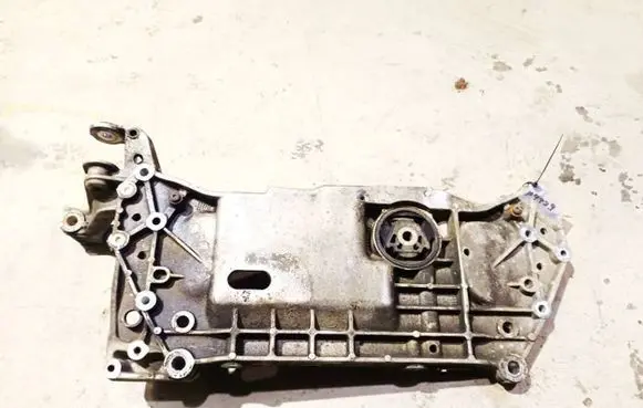Volkswagen Golf VI Front subframe