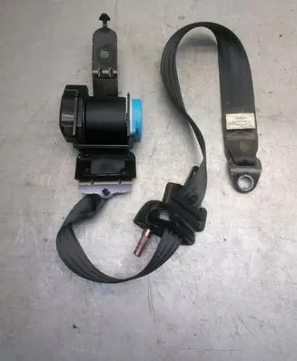 Chrysler Voyager Third row seat belt E11040813