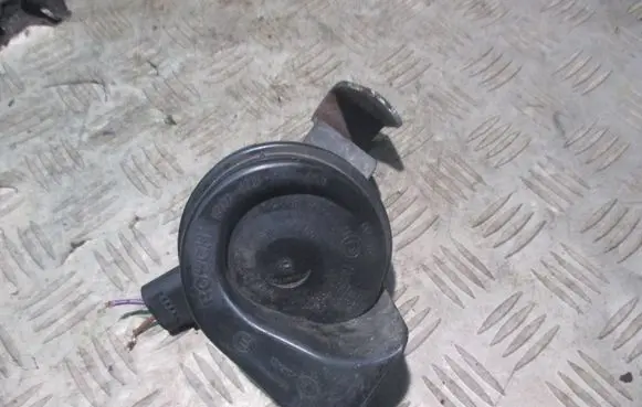 BMW 1 E81 E87 Horn signal 0092018 CH2139