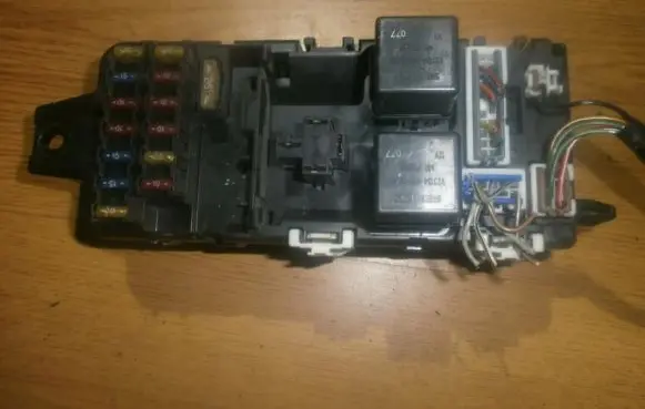 Volvo S40, V40 Fuse box set