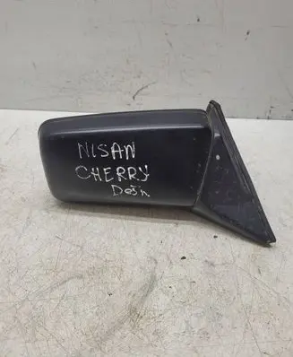 Nissan Cherry N12 Manual wing mirror 