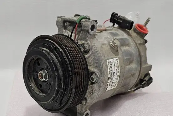Land Rover Range Rover L405 Air conditioning (A/C) compressor (pump) CPLA19D629AG CPLA19D629AE CPLA19D629AD