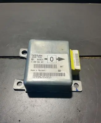 Nissan Terrano Airbag control unit/module 0285001137 YE7F0967240213