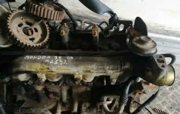 Ford Mondeo MK II Intake manifold
