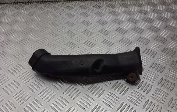 Honda Civic Air intake hose/pipe