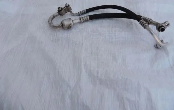 Opel Astra J Air conditioning (A/C) pipe/hose 134330320